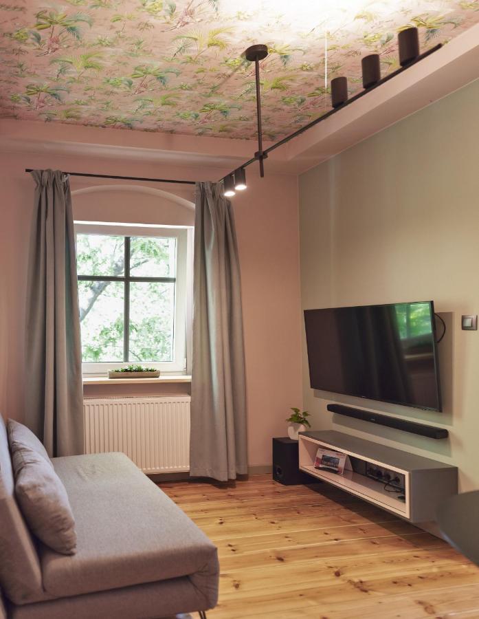 W12 Station - Greenpink Zielona Gora (Lubuskie)